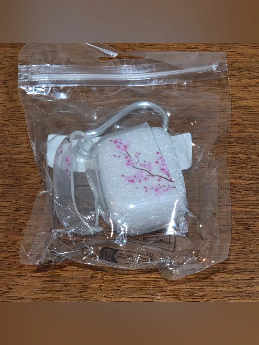 NWT Clear Airpod 4 Protective Case Cherry Blossom Pattern With Carabiner Clip